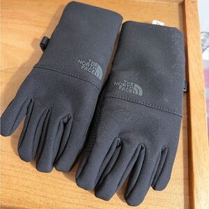 The North Face Black Lightweight Tech Gloves